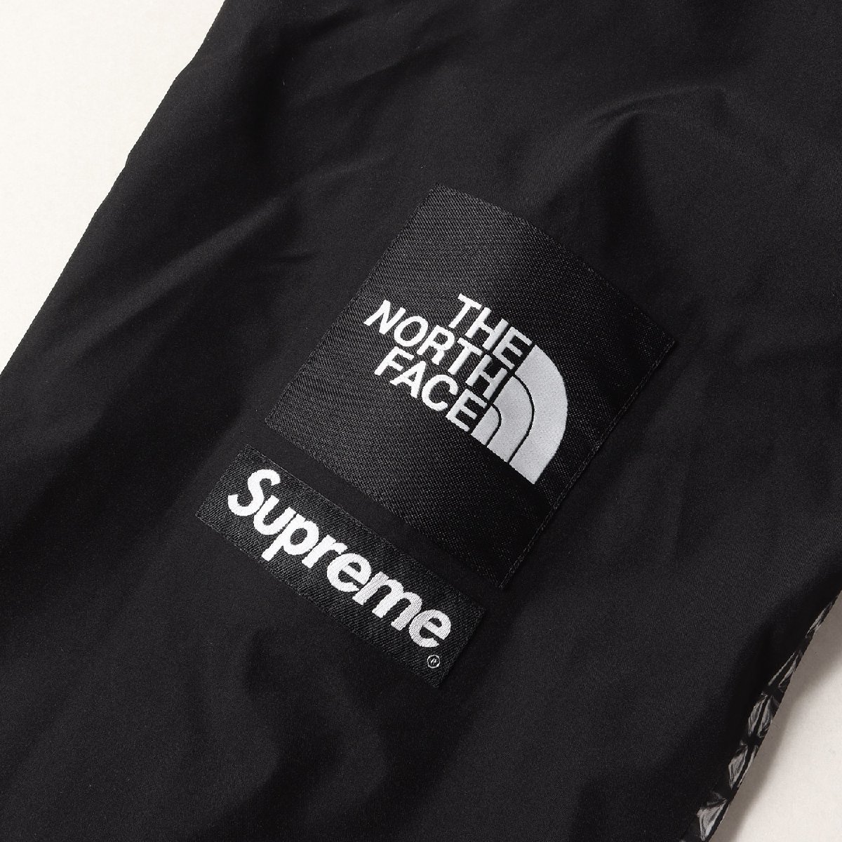 Supreme シュプリーム THE NORTH FACE スタッズ マウンテンライト