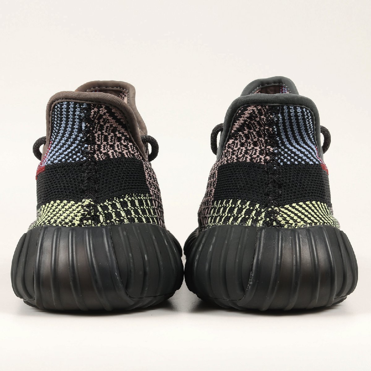 美品 adidas アディダス 19AW YEEZY BOOST 350 V2 YECHEIL FW5190 スニーカー シューズ 靴 イェチエル シンプル カサイズ：28cm US10_画像3