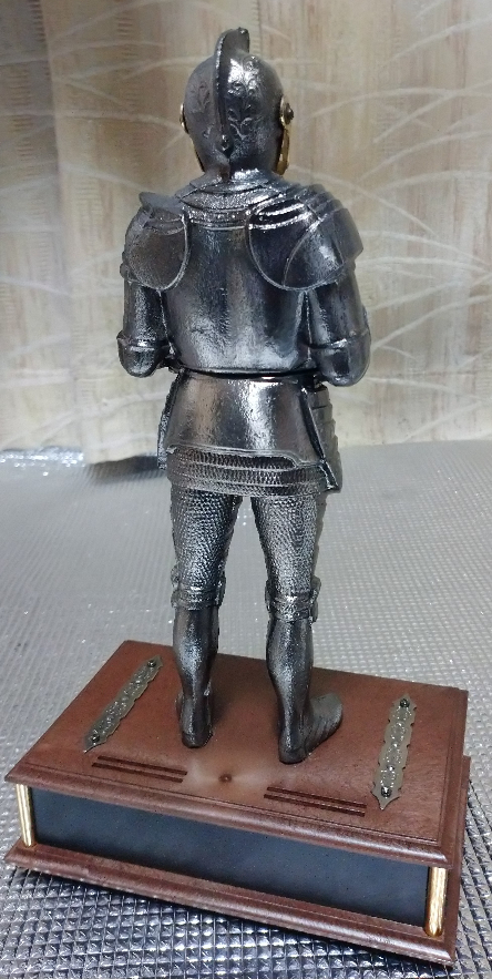 西洋甲冑 金属製 ラジオ スーパーニッカ オブジェ 約30cm(甲冑(兜、鎧