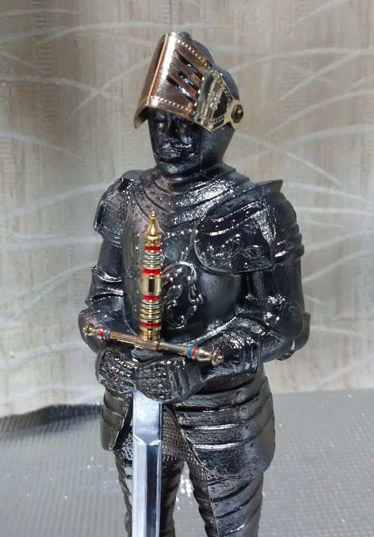 西洋甲冑 金属製 ラジオ スーパーニッカ オブジェ 約30cm(甲冑（兜、鎧