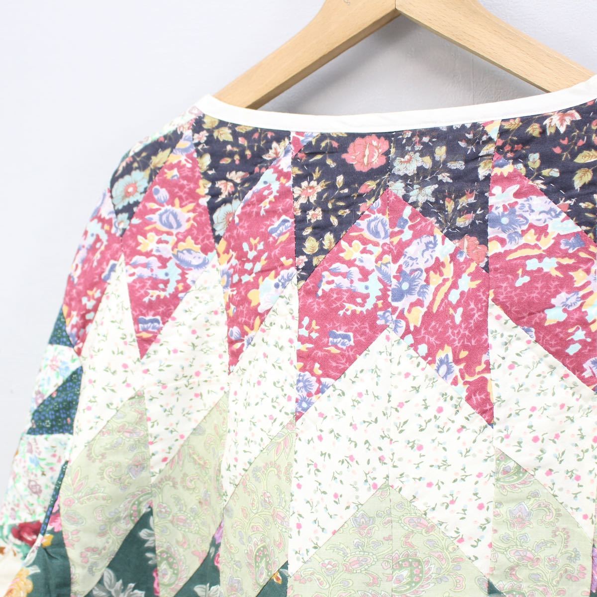 USA VINTAGE FLOWER PATTERNED QUILTING PATCHWORK JACKET/アメリカ古着キルティングパッチワークジャケット