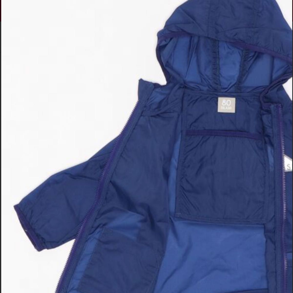 DILASH ベビー　キッズ　羽織り ジャンパー　ナイロンジャケット ポケッタブルライトジャケット　未使用　赤ちゃん　旅行