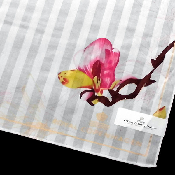 ♪[15]ハンカチ ロイヤルコペンハーゲン 花柄 シャドーストライプ オフホワイト地 綿100％ 50cm レディス_画像3