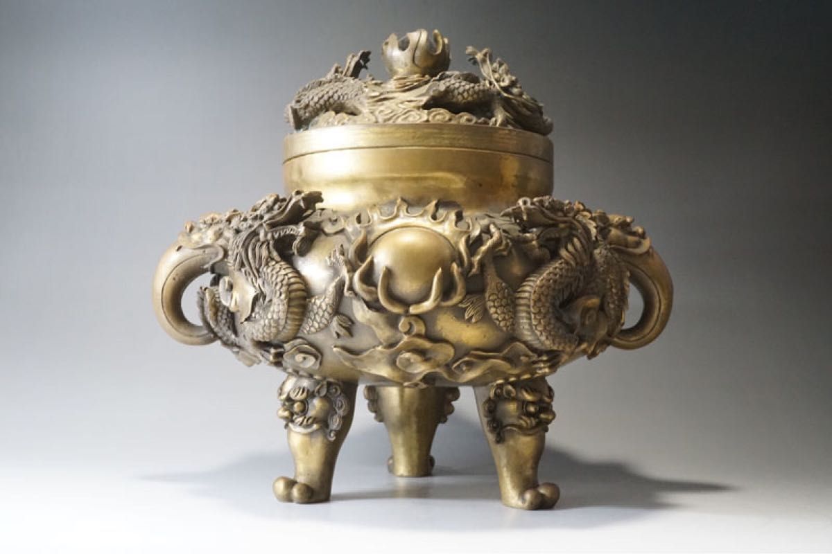 銅香爐 仏教美術 唐物 大明宣徳銅製款 群龍図三足香炉 重量8.2kg 高26cm 中国古玩 香道具 中国美術 時代物銅製逸品