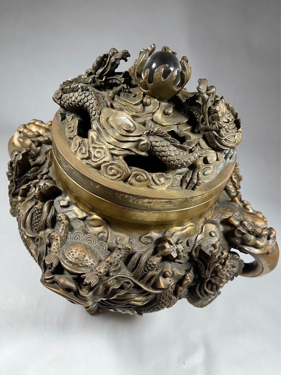 銅香爐 仏教美術 唐物 大明宣徳銅製款 群龍図三足香炉 重量8.2kg 高26cm 中国古玩 香道具 中国美術 時代物銅製逸品