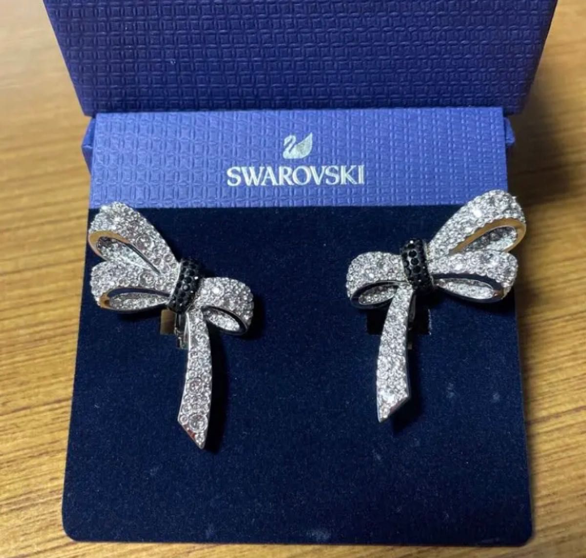 全面 スワロフスキー ハート イヤリング Swarovski