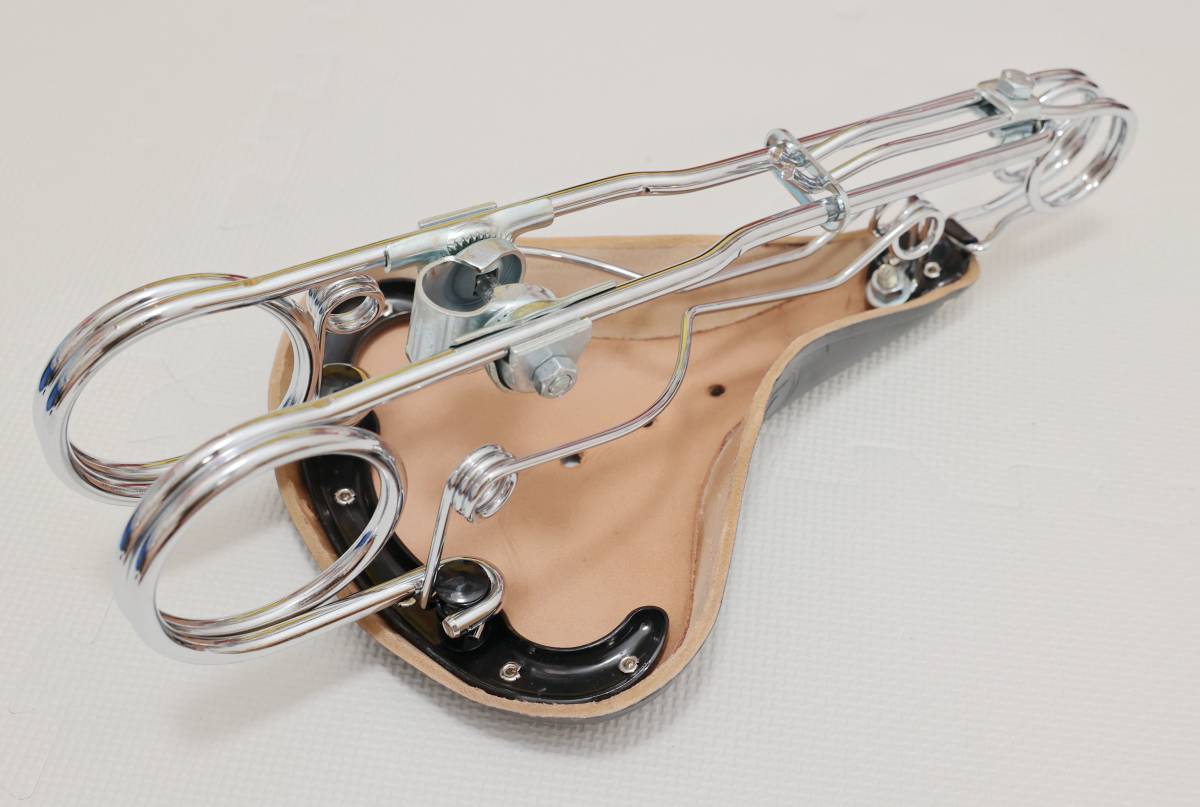 Tabor ポルトガル製 本革サドル コレクション品 大型スプリング Tabor ポルトガル製 本革サドル コレクション品 大型スプリング