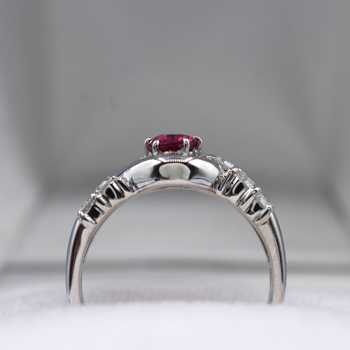 大粒 ルビー ダイヤモンド リング pt900 プラチナ リング 指輪