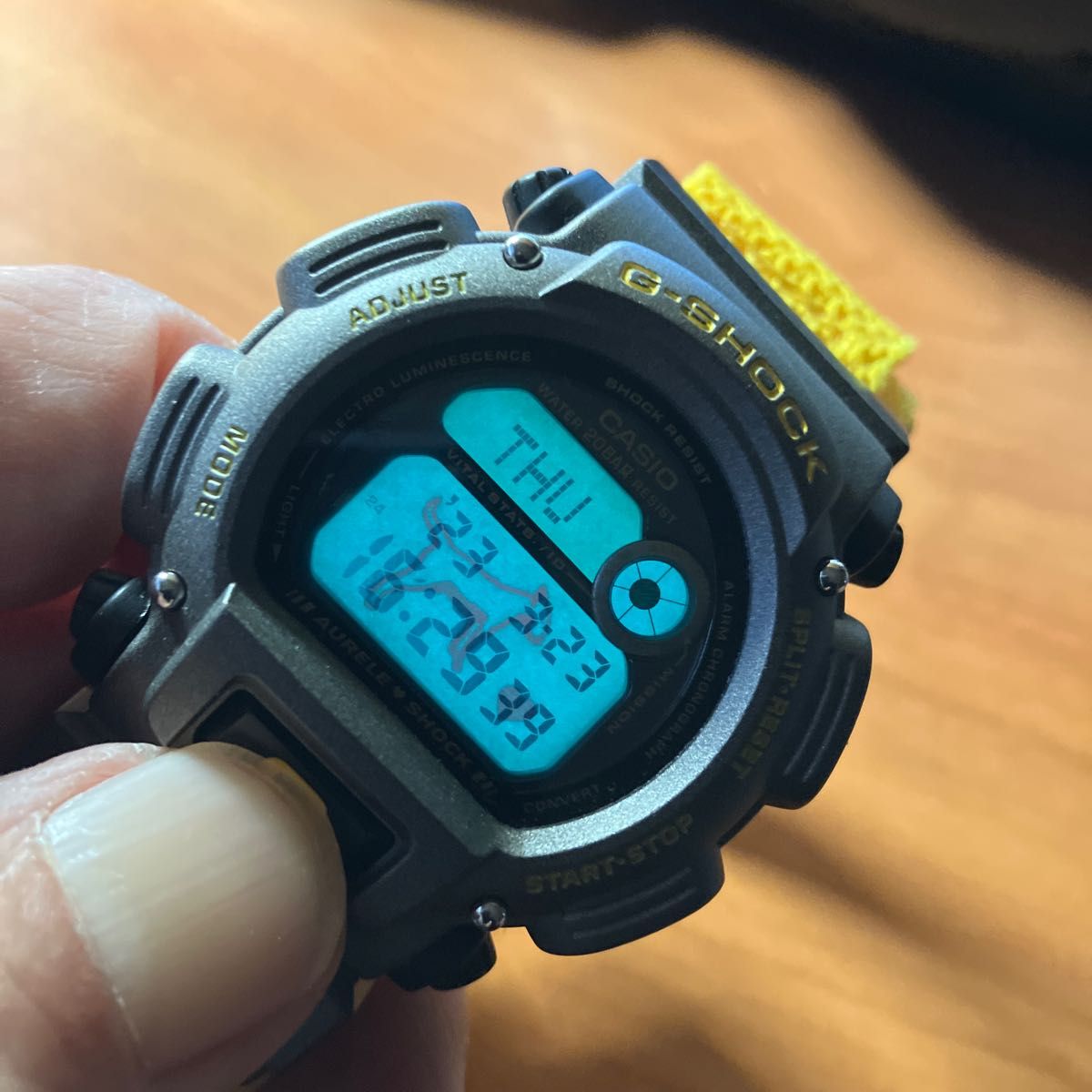 腕時計　カシオ G-SHOCK 限定DW-8800 アニエスベー CASIO