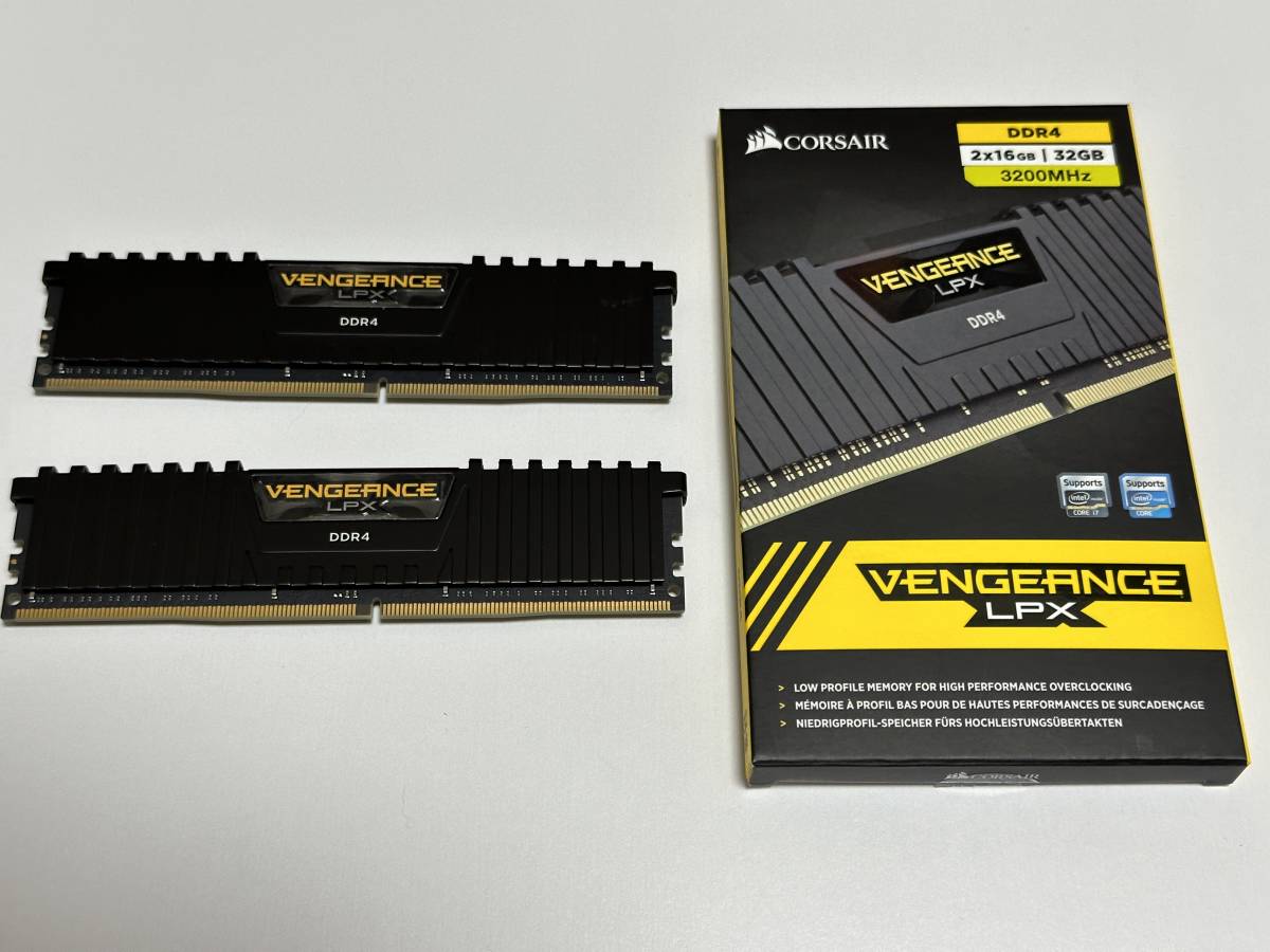 爆売り！】【爆売り！】CORSAIR DDR4 3600Mhz 8GB メモリ 2枚