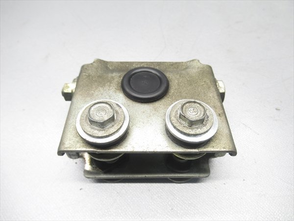 F1R5-0208 ホンダ スーパーカブ50 C50 シート ヒンジ 金具 純正 【C50-901～ 4速セル無し 動画有】_画像1