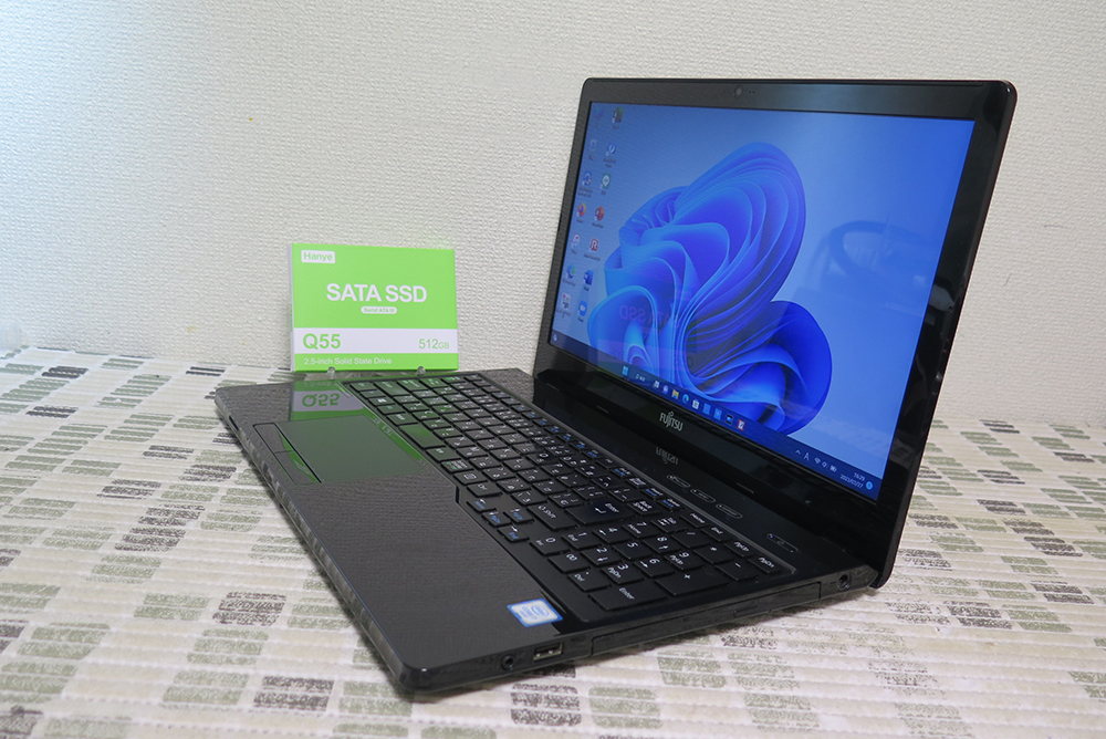高速Core i7(第6世代)☆メモリ8GB+爆速新品SSD512GB】富士通WA2/A3
