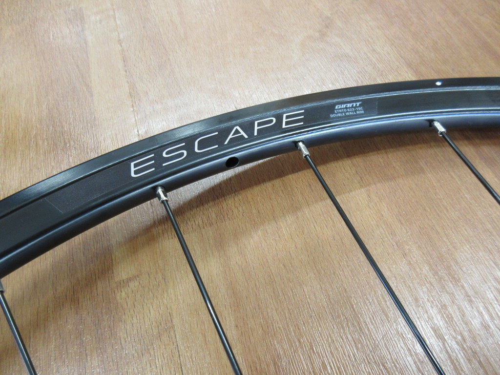 GIANT・ESCAPE 700Cディスクブレーキ専用ホイール シマノ8-10S GIANT・ESCAPE 700Cディスクブレーキ専用ホイール シマノ8-10S
