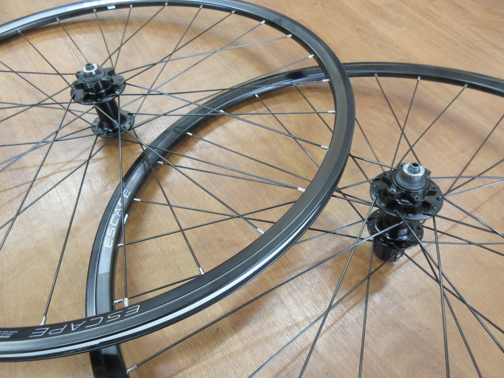 GIANT・ESCAPE 700Cディスクブレーキ専用ホイール シマノ8-10S GIANT・ESCAPE 700Cディスクブレーキ専用ホイール シマノ8-10S