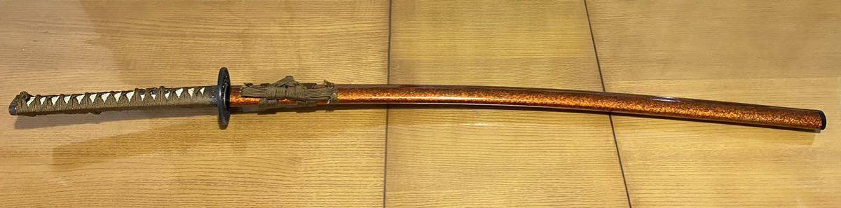 中古品 模造刀 日本刀 龍図拵え 亜鉛合金製 厚刃仕様 全長106cm 刀身72cmの画像2
