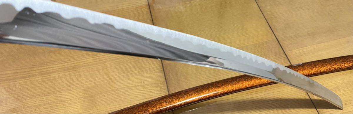 中古品 模造刀 日本刀 龍図拵え 亜鉛合金製 厚刃仕様 全長106cm 刀身72cmの画像4