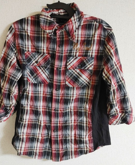 Lサイズ LAD 七分袖 シャツ スナップ 襟にワイヤー チェック柄 黒×赤 _画像1