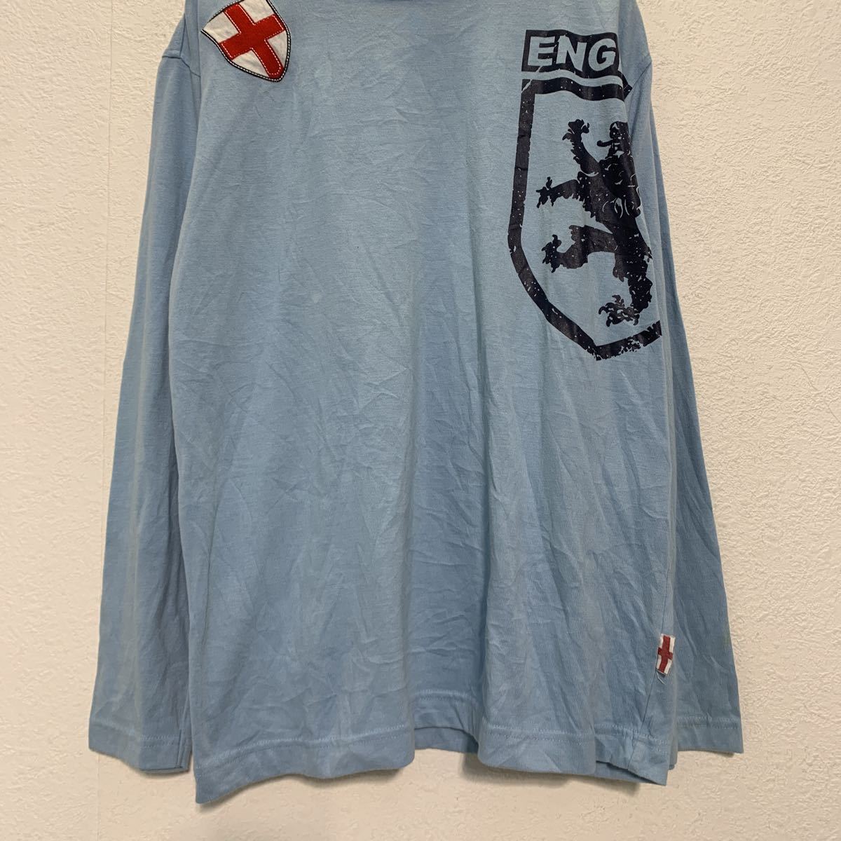 長袖 プリント Tシャツ Mサイズ位 ブルー系 england victonous ワッペン ロンT 古着卸 アメリカ仕入 a503-5851_画像3