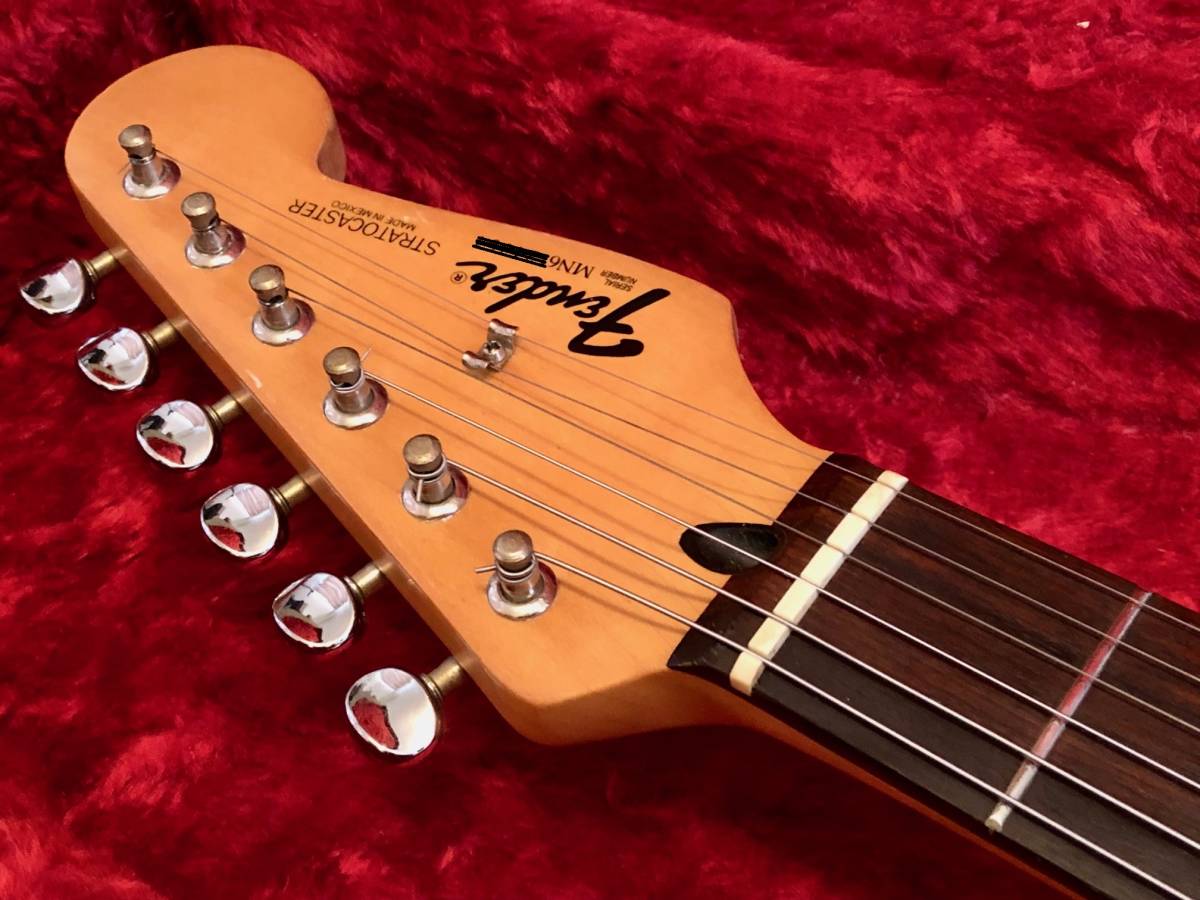 フェンダー50周年記念・ストラトキャスター 【1996年】Fender STRATOCASTERの画像3