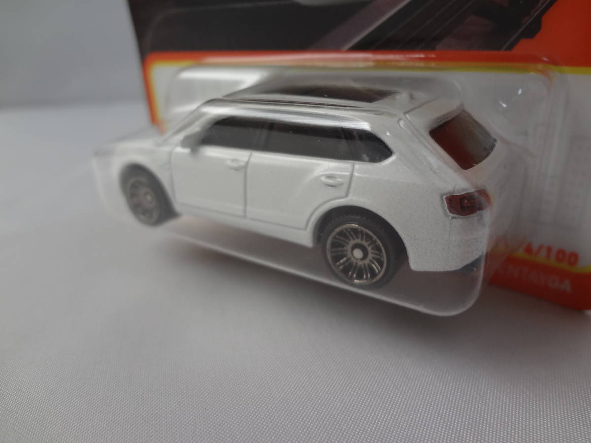 マッチボックス　MATCHBOX　’18 BENTLEY BENTAYGA　ベントレー_画像3