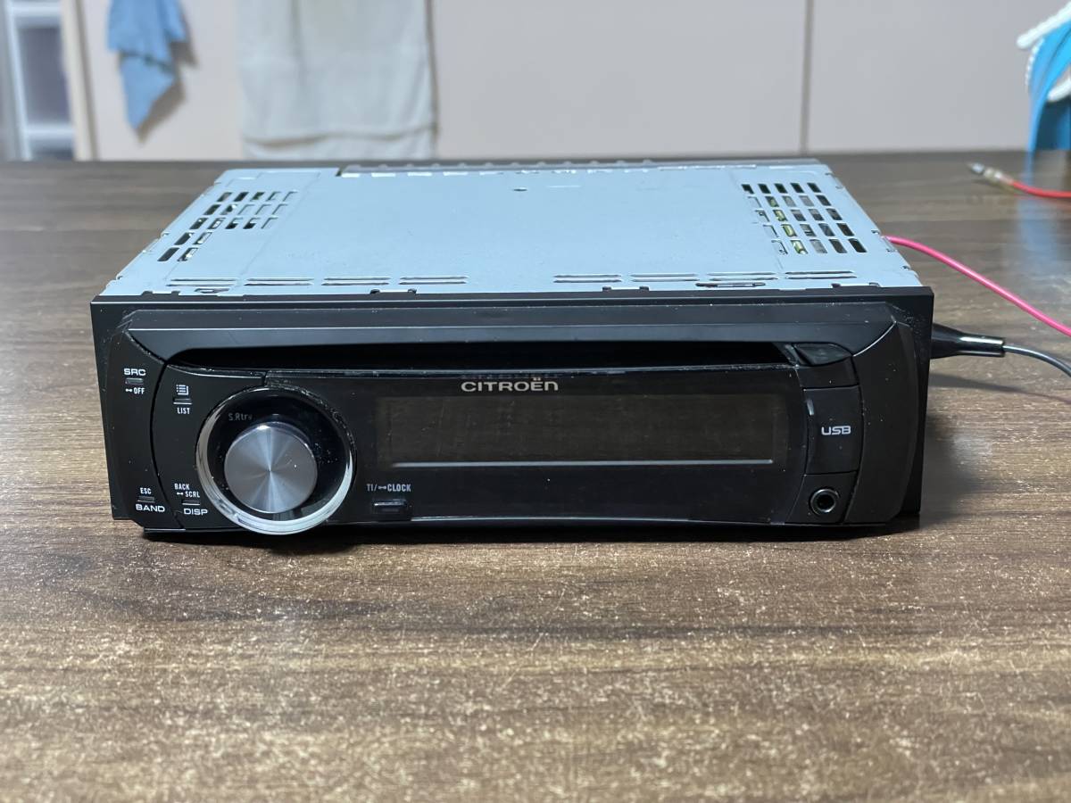 即決中古□シトロエン純正1DIN CD/USB/AUXデッキ DEH-P2097ZC 動作確認済み C4などに HP2097_画像2