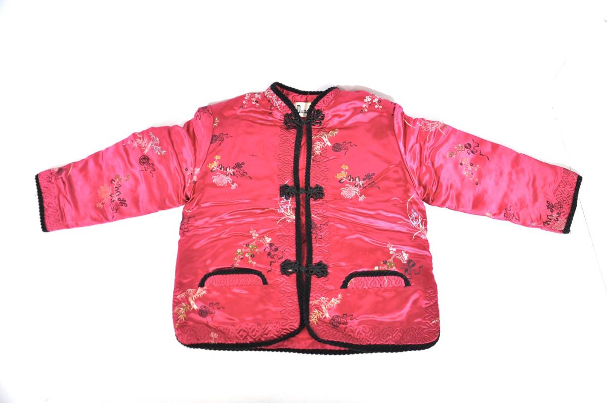 細かな刺繍と美しい装飾のチャイナ服 中国ビンテージ 子供用チャイナジャケット レッド/ゴールド 2着 着丈42cm 裏地付き SNC503の画像7