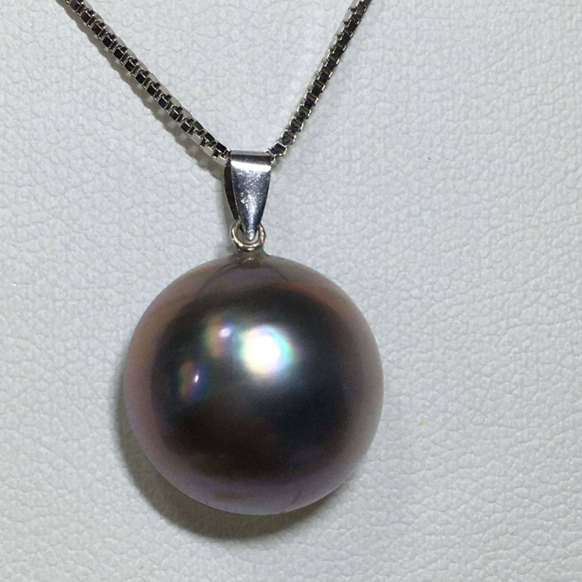 AP38 K18WG Amami Ooshima production Aurora lustre mabe pearl . color pendant top 