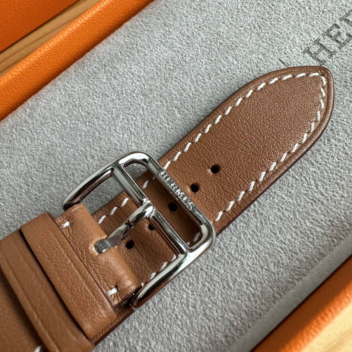 38-41mm用】アップルウォッチ エルメス レザーバンド ゴールド | www