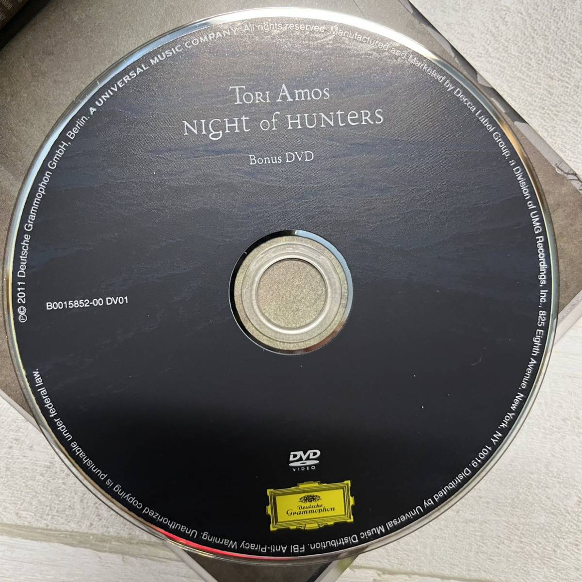 CD Tori Amosto-li*ei Moss Night of Hunters