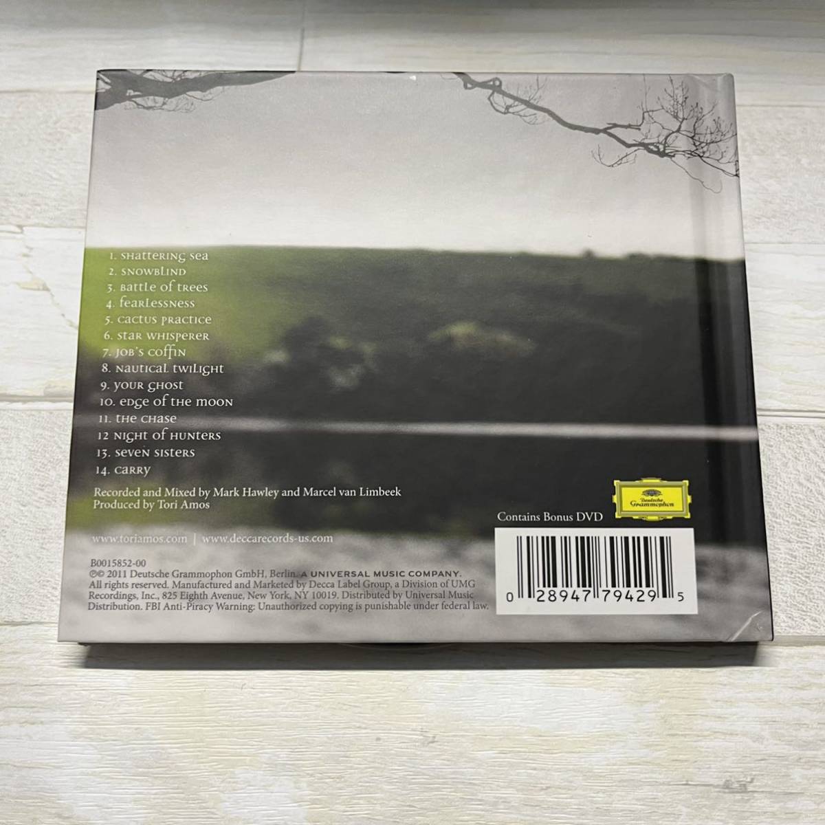 CD Tori Amosto-li*ei Moss Night of Hunters