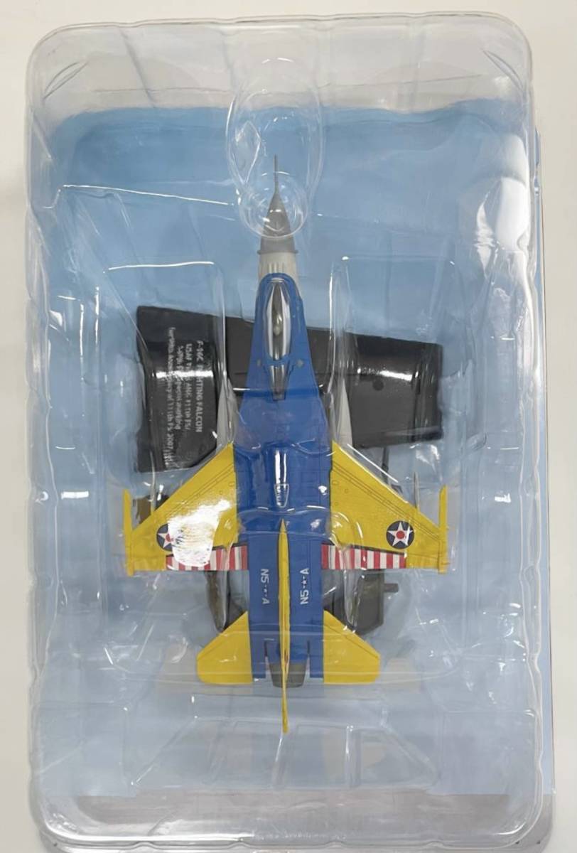 送料350円〜 モデルのみ【未使用品】エアファイター コレクション 79号 1/100 アメリカ空軍 F-16C テキサスANG111FS 90周年記念塗装_画像1