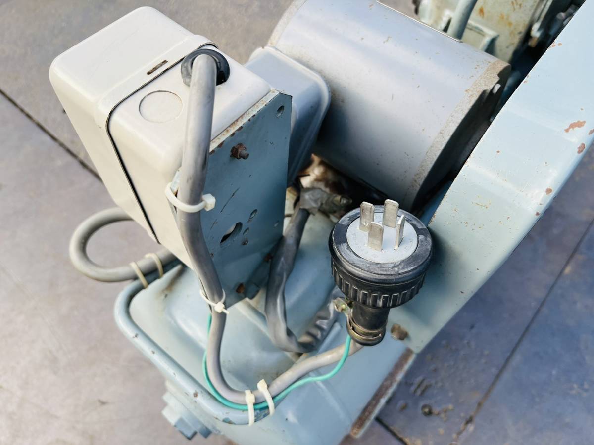 ◇掘り出し物◇ 日立 エアーコンプレッサー ベビコン 0.75P-9.5T ◇掘り出し物◇ 日立 エアーコンプレッサー ベビコン 0.75P-9.5T