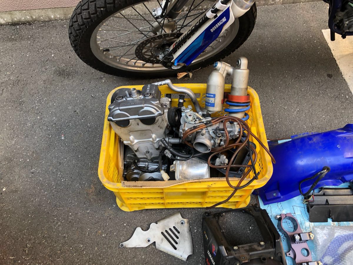  Yamaha WR400F possible to run in the public road returning paper equipped extra attaching 