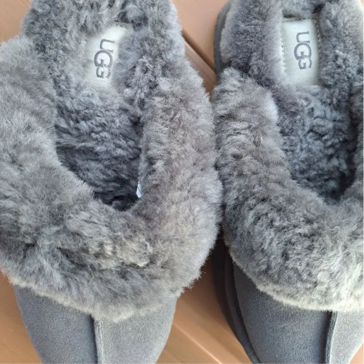アグUGGムートンスリッパ 厚底 サンダル DISQUETTE Slipper 美品! 完売商品