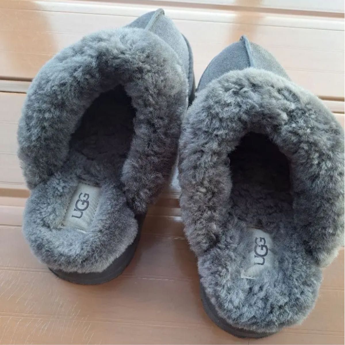 アグUGGムートンスリッパ 厚底 サンダル DISQUETTE Slipper 美品! 完売商品