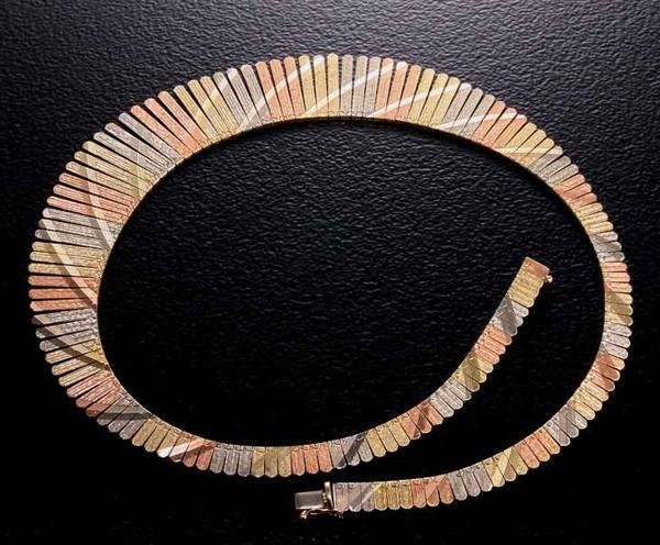 送料無料の商品 ☆ときには王妃のごとく・ITALY-585-3colorの美しいネックレス その他