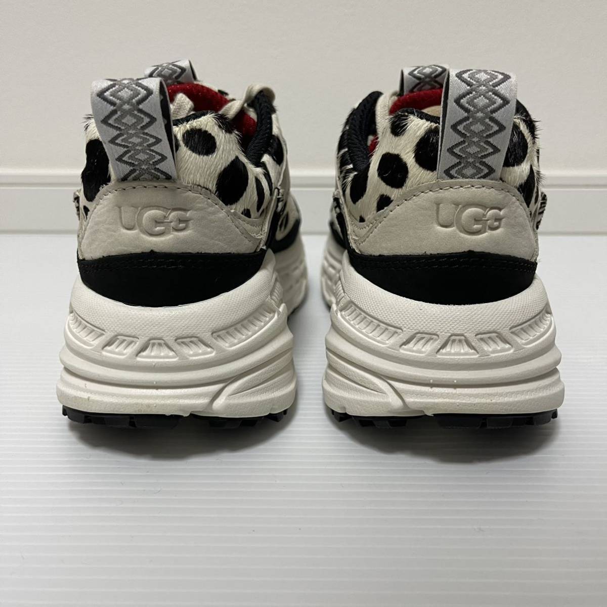 UGG CA805 X LOW for ATMOS ダルメシアン US6 | signalstationpizza.com