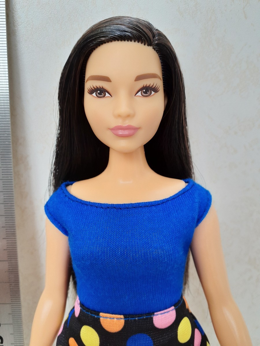 バービー ファッショニスタ 51 アジア系 ぽっちゃり カービー カービィ