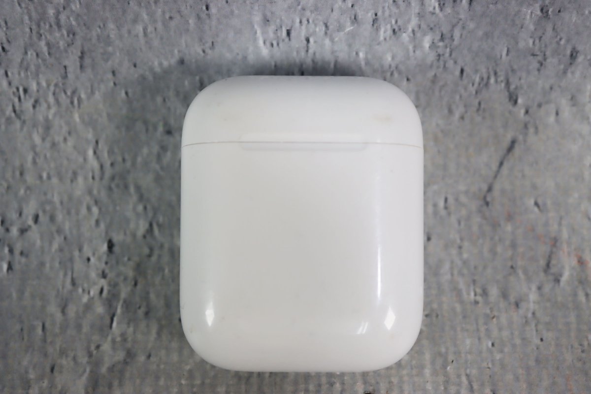 Apple AirPods 第1世代MV7N2J/A アップルエアポッズワイヤレス Apple AirPods 第1世代MV7N2J/A アップルエアポッズワイヤレス