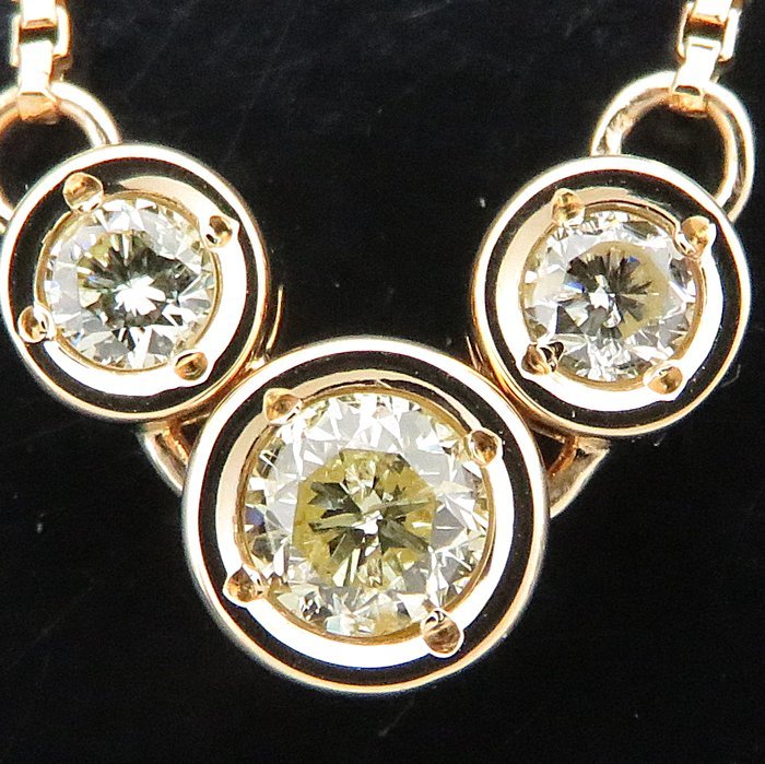 日本限定モデル】 スリーポイントダイヤ ダイヤモンド0.30ct