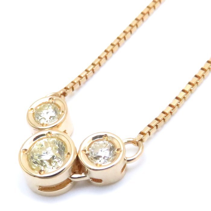 【日本限定モデル】 スリーポイントダイヤ ダイヤモンド0.30ct