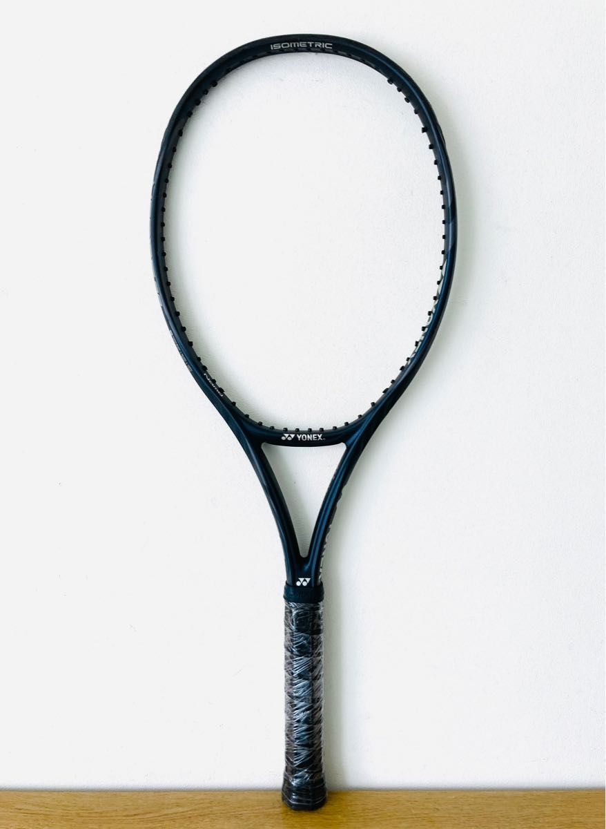 ヨネックス『ブイコア VCORE 98ギャラクシーブラック』テニスラケット