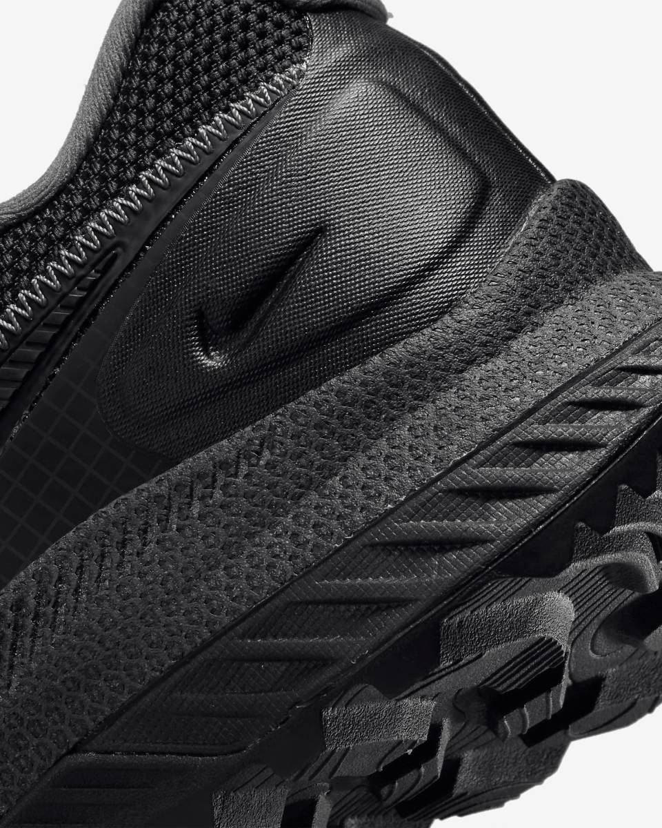 カラー】 日本未発売 新品未使用 NIKE React SFB Carbon Low BLACK 米