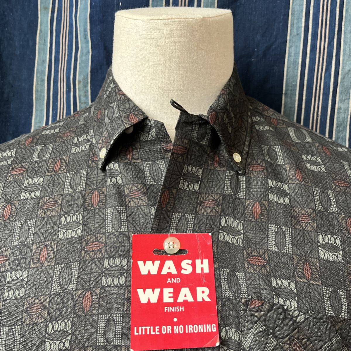 【激安アウトレット!】 hollywood 60s デッドストック styled アメリカ製 ボタンダウンシャツ 開襟 総柄 新品 60年代 pattern over all shirt b.d. sleeve long Mサイズ 【激安アウトレット!】 hollywood 60s デッドストック styled アメリカ製 ボタンダウンシャツ 開襟 総柄 新品 60年代 pattern over all shirt b.d. sleeve long Mサイズ