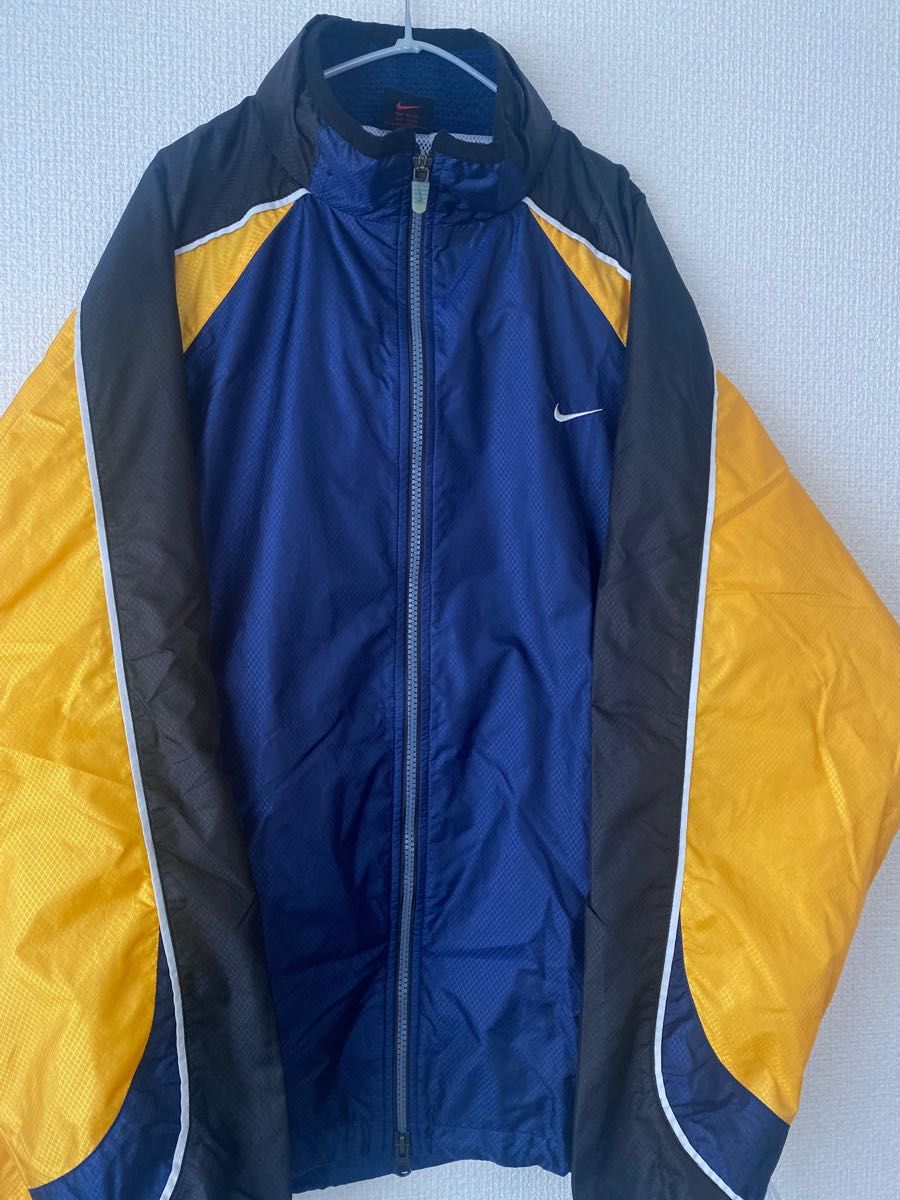 NIKE 90s バックロゴ刺繍 スウッシュロゴ刺繍 青 黄色 黒 NIKE 90s バックロゴ刺繍 スウッシュロゴ刺繍 青 黄色 黒