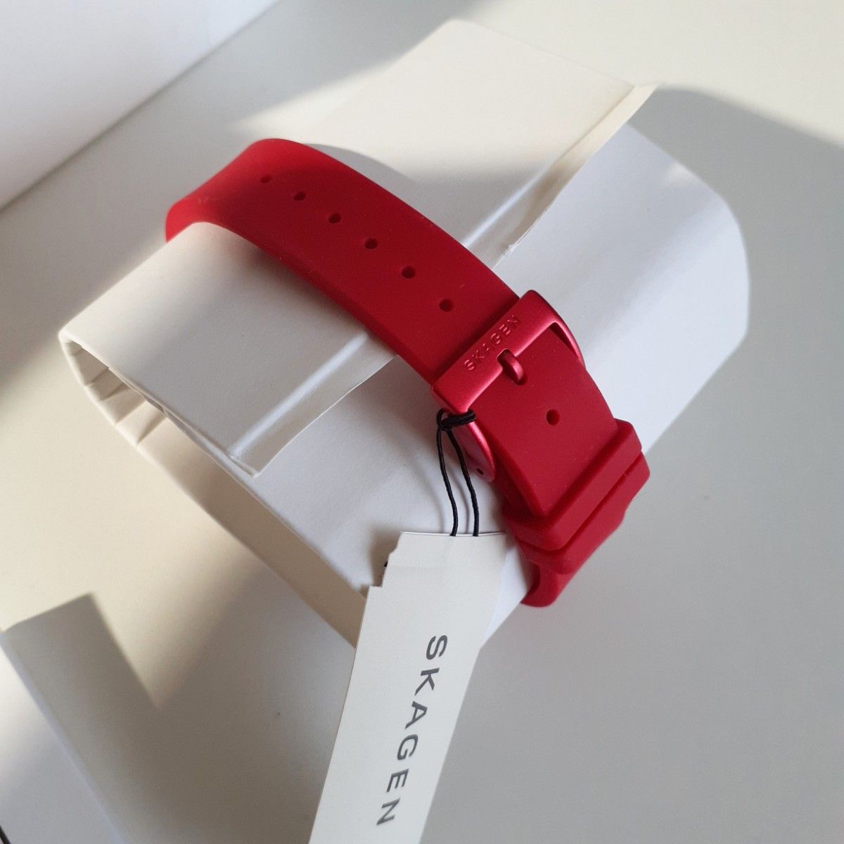 スカーゲン 腕時計 SKAGEN レディース 新品未使用 36mm タグ付き レッド シリコンバンド 赤 アナログ ポピーレッド