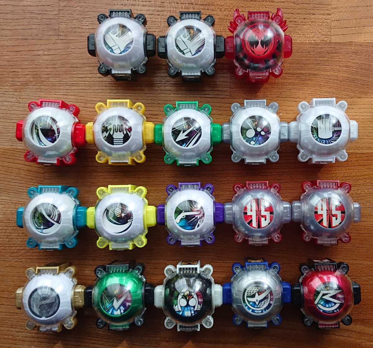 全国送料無料 仮面ライダーゴースト 変身ベルト DXゴースト 全国送料無料 仮面ライダーゴースト 変身ベルト DXゴースト