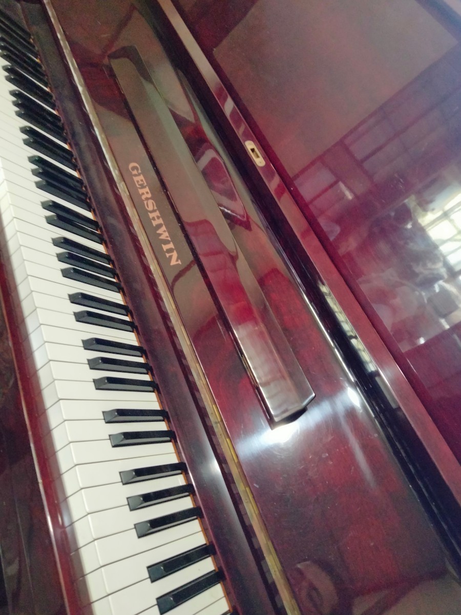 T2】○GERSHWIN アップライトピアノ○ www.elaia-et-cupidone.com