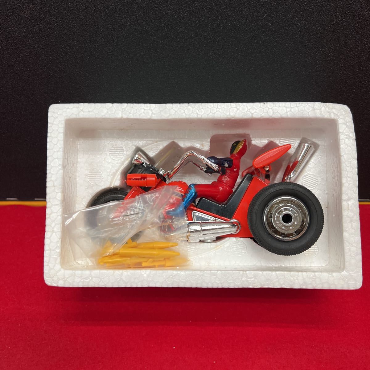 ヨネザワ 当時物 プロレスの星アステカイザー No.5 マッハビート号 最終出品 ダイカスト製 超合金 トライク マッハビート号