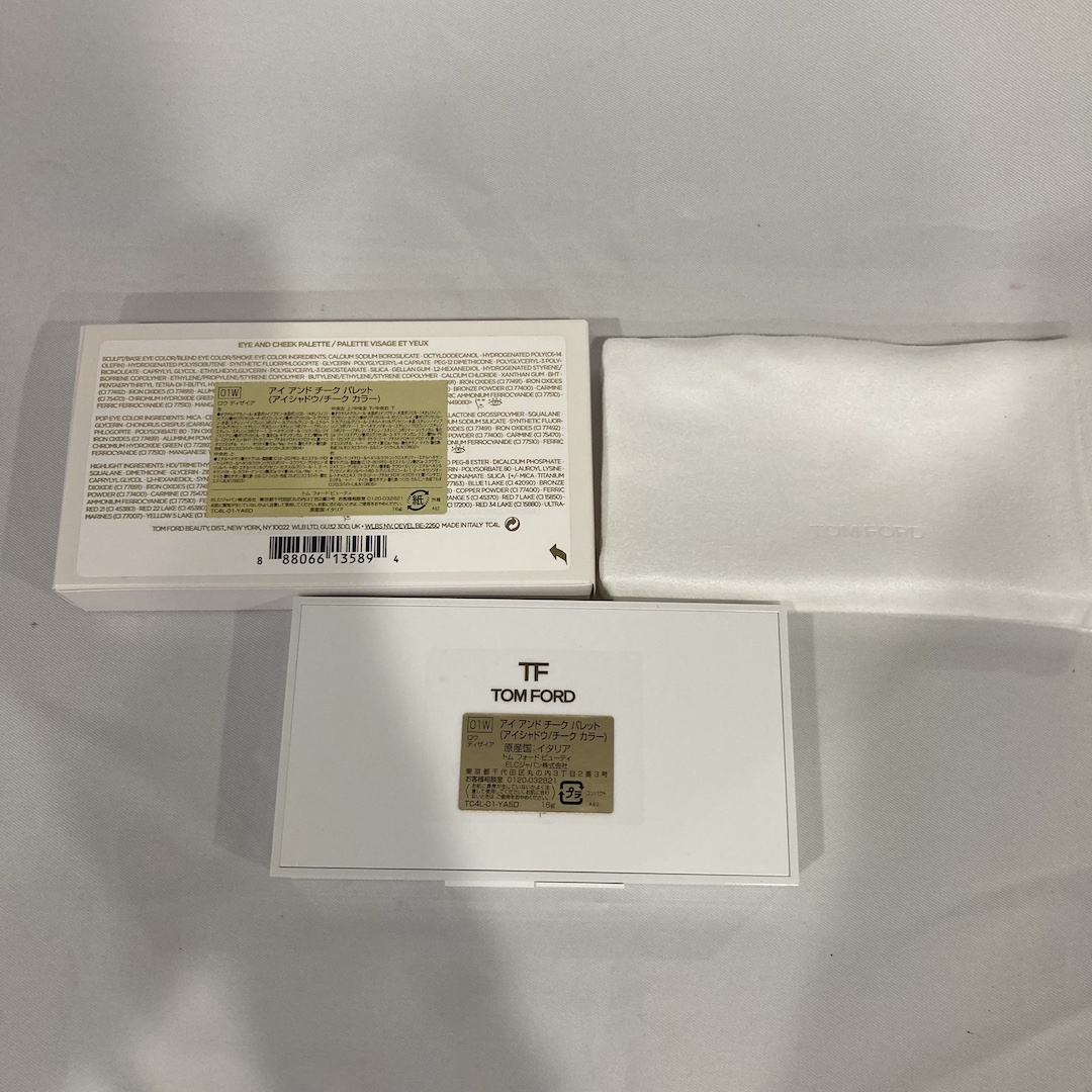 未使用 トムフォード アイ アンド チーク パレット 01W ロウ ディザイア 限定品 【303-3】